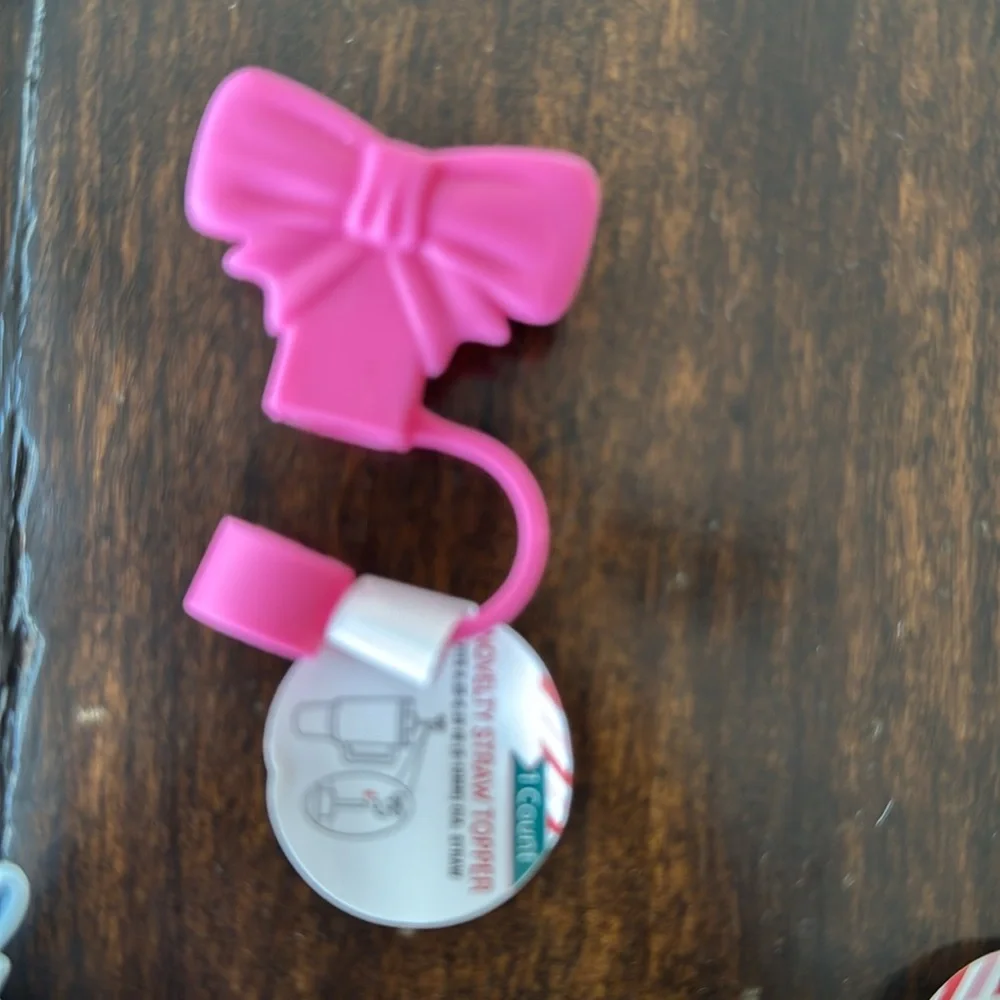 Novelty straw topper. Set of 6 Target Straw toppers.